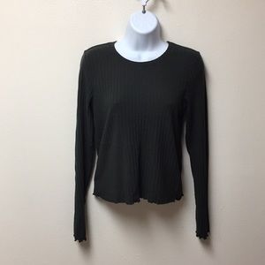 Dark gray long sleeve American Eagle shirt